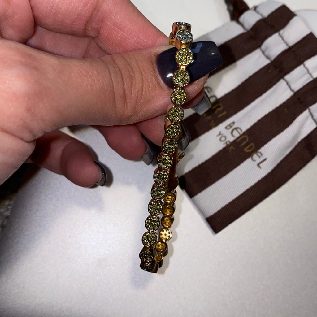Henri Bendel Peridot Birthstone Bracelet 50$
